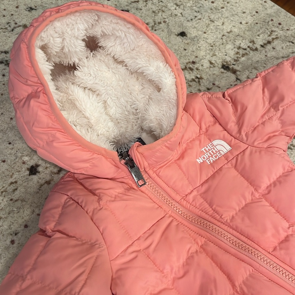The North Face Pink Kids One Piece Snowsuit - Picture 2 of 5